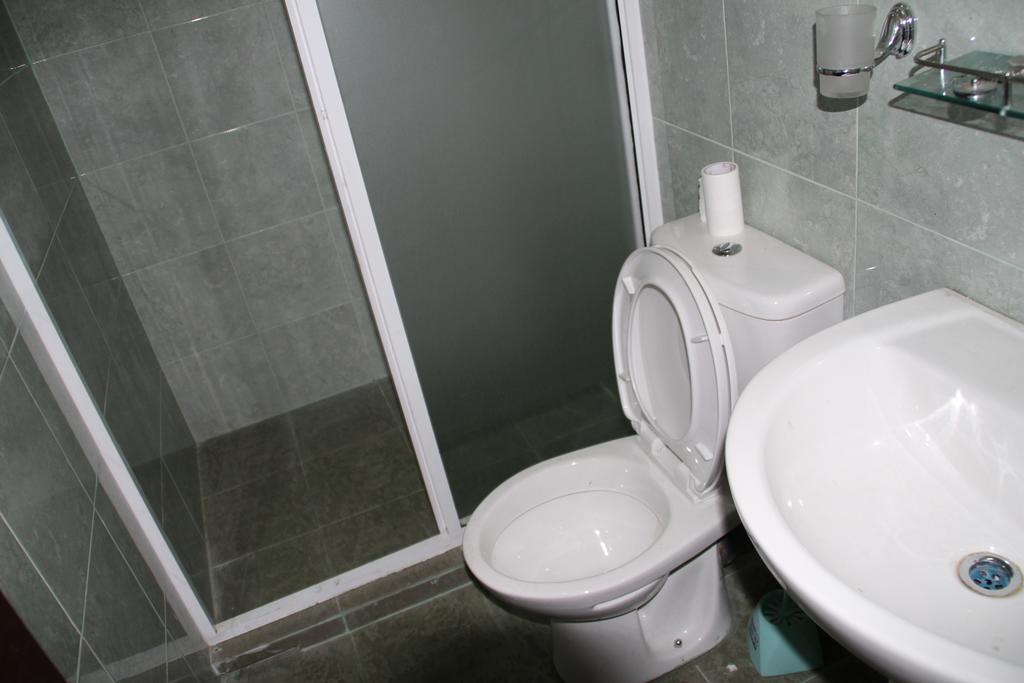 Self Cate Luxury Apartments Tennekumbura Habitación foto