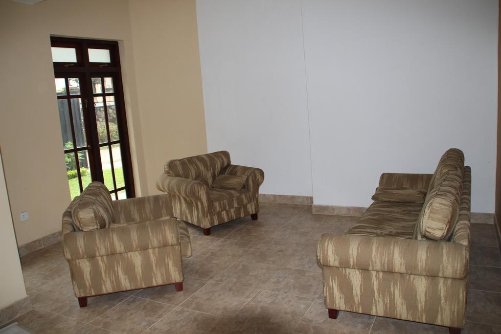 Self Cate Luxury Apartments Tennekumbura Habitación foto